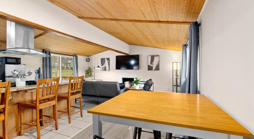 克里布科尔 Comfort Cabin - 2BD Family Getaway in Creve Coeur 4星级 住宿 外观
