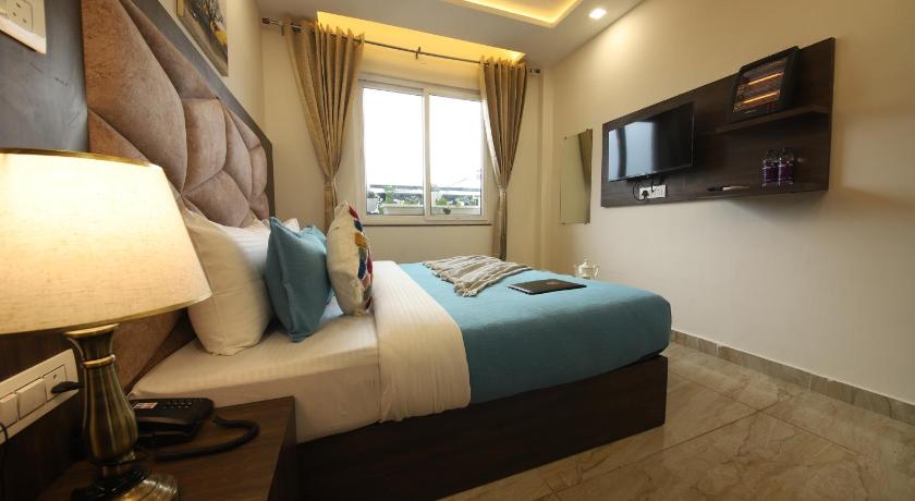 Perfectstayz Dhruv Nanda - image 41