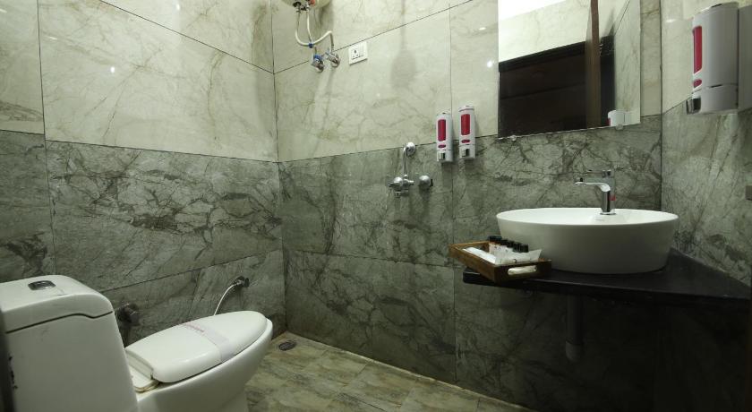 Perfectstayz Dhruv Nanda - image 32