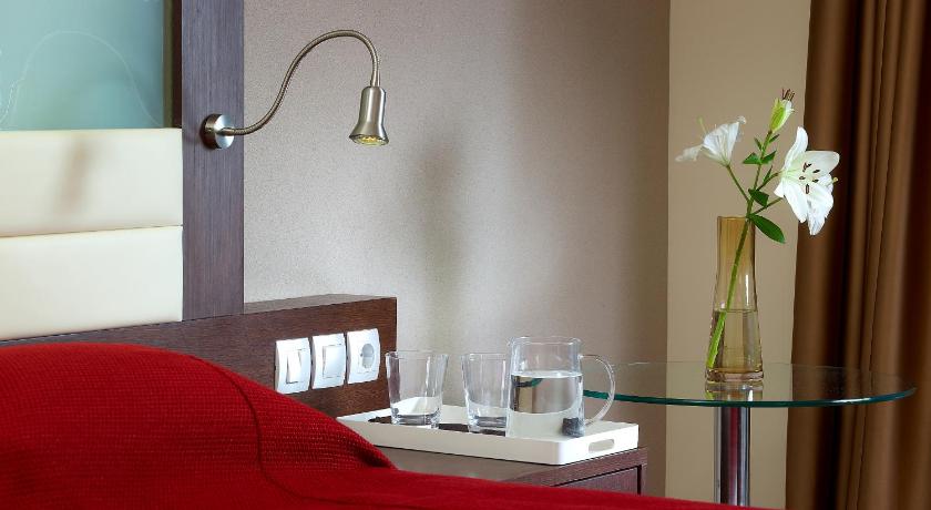 Ξενοδοχείο Αρίων (Arion Hotel)