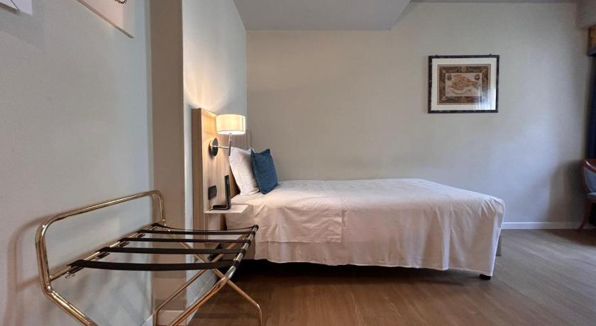 Image of Single Room 7