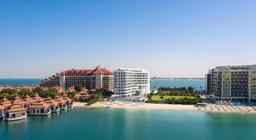 GLOBALSTAY Luxury Azizi Mina Beachfront Apartments - image 9