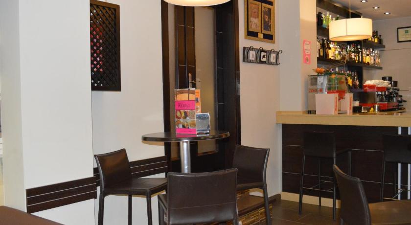 ロンダ Plaza de Toros 3つ星 ホテル 外観