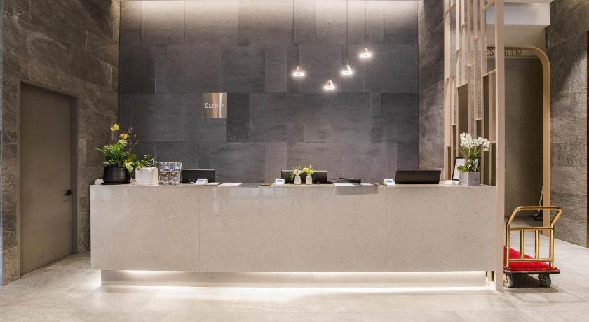 龍仁 Hotel Elora 4つ星 ホテル プール