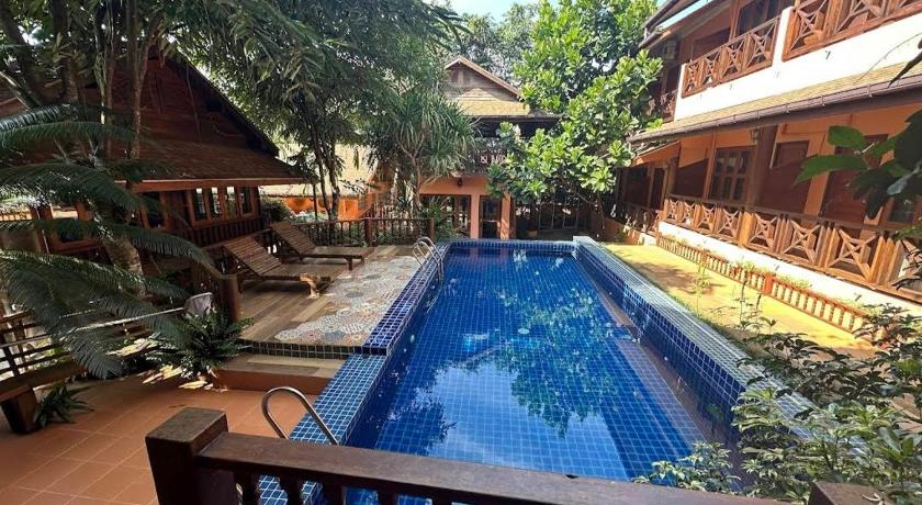 チェンライ บ้านยุ้งฮิลล์รีสอร์ท 3つ星 ホテル ロビー