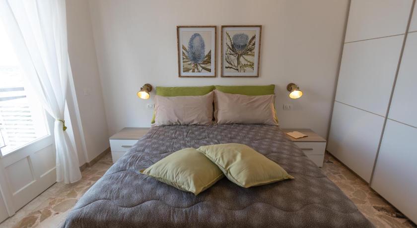CENTRAL HOUSE palazzo Brafa appartamento con una camera da letto