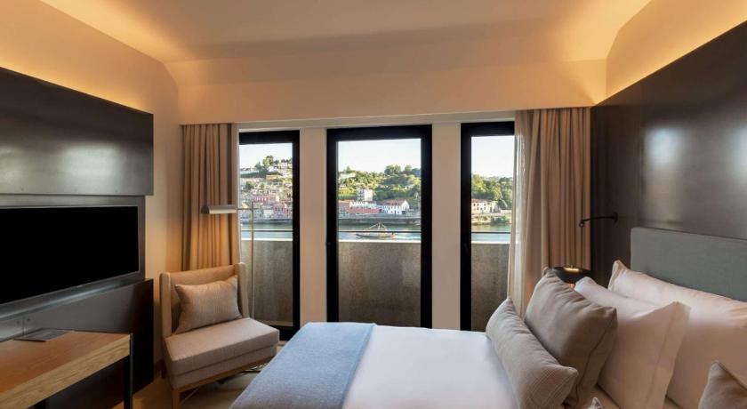 ポルト Neya Porto Hotel 4つ星 ホテル 外観