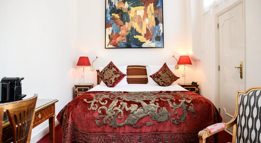 Image of Classic Double or Twin Room 12