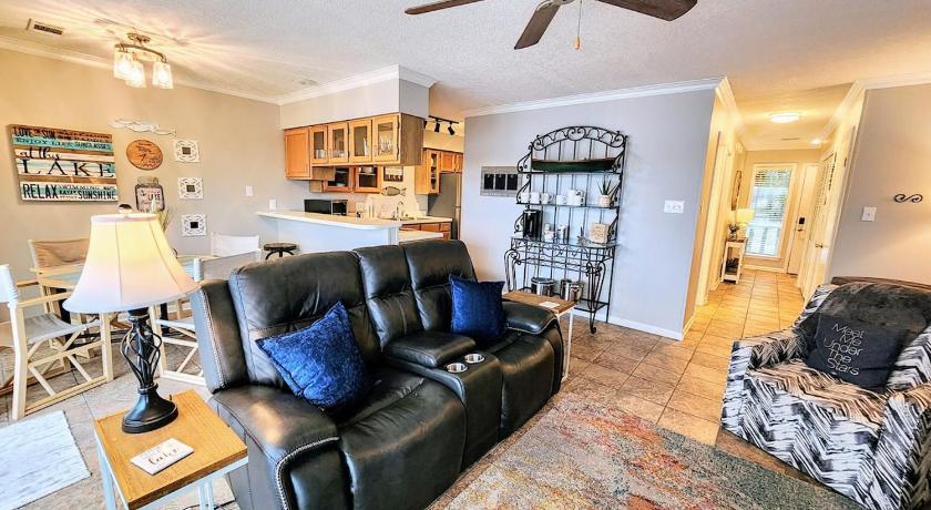 Farr Shores Cozy Retreat