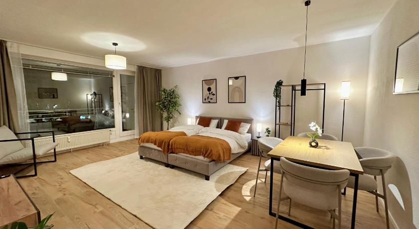 Moderne 2-Zimmer-Whg - Nahe Bahnhof mit Balkon und Stellplatz - 2 Smart-TV