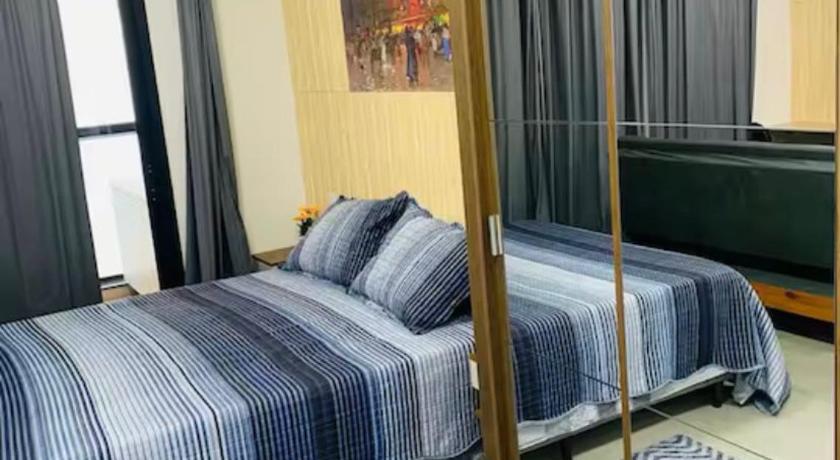 Apto alto padrao ao lado do IBIS - Av Esmeraldas
