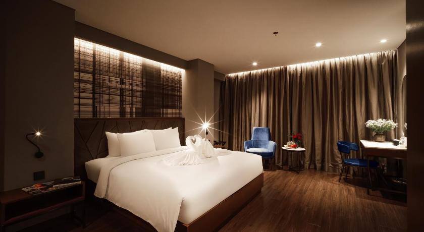 ホーチミン NHAT HA LAVISH HOTEL 3つ星 ホテル 眺望