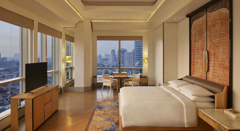 Image of 1 King Bed, Corner, Deluxe 0
