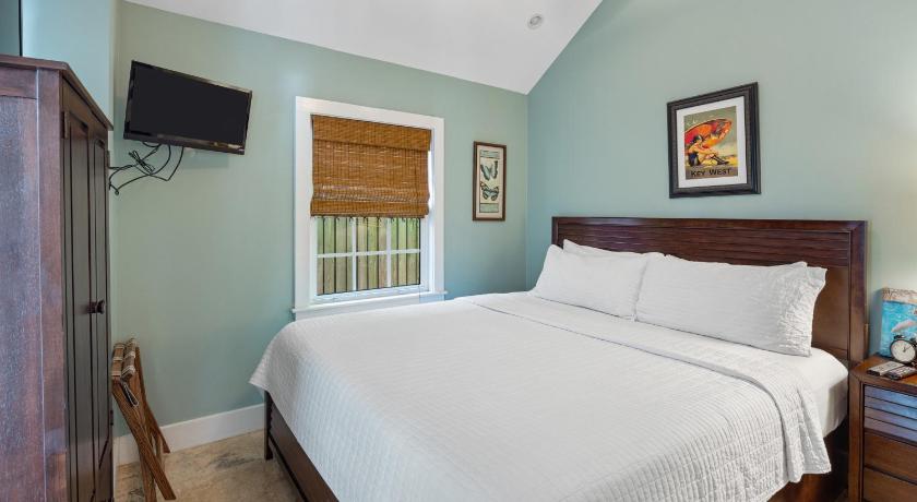Key West Villa The Watson House 4-Star Accommodation pool