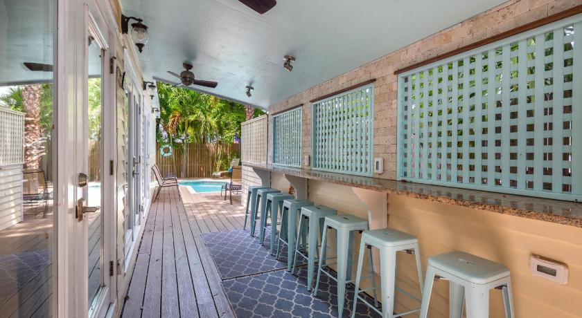 Key West Villa The Watson House 4-Star Accommodation pool