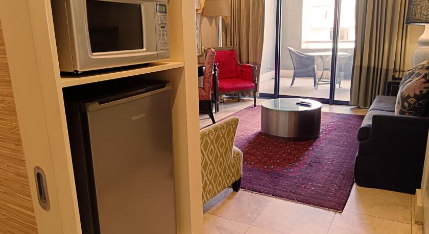 Image of Executive Suite Twin 7