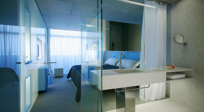 Image of Deluxe Room 7