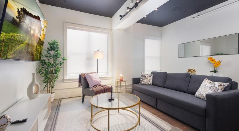 サンアントニオ Sleek 2BR On Rvrwalk Gym Parking Near Conv Ctr 4つ星 宿泊施設 外観
