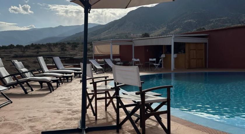 Foto atlas lodge - Booking Diskon Spesial