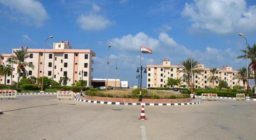 Ras El Bar Apartments Armed Forces راس البر حجز رخيص فوري مع اجودا