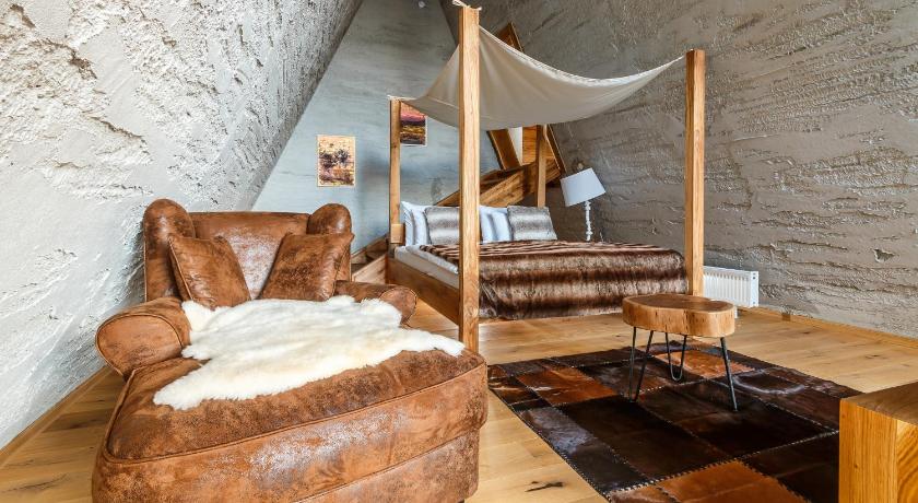 Image of Duplex Suite 5