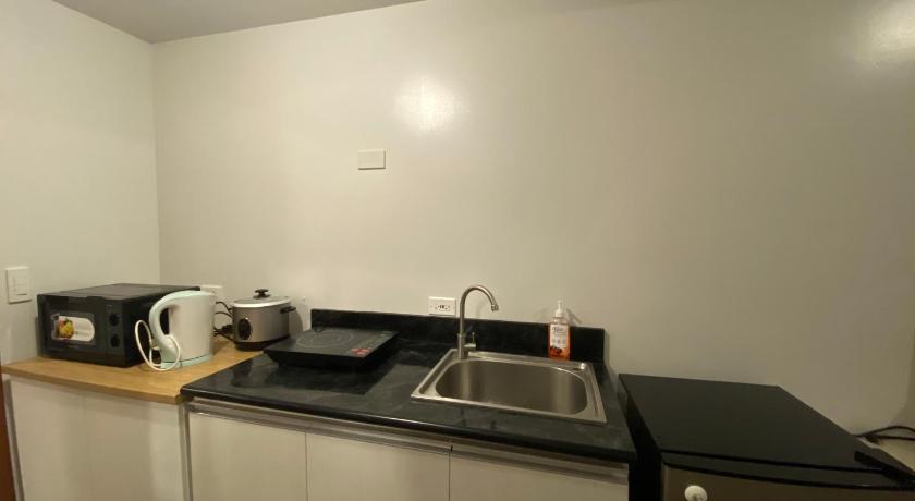 セブ Lev Condo Hotel 3つ星 ホテル 外観