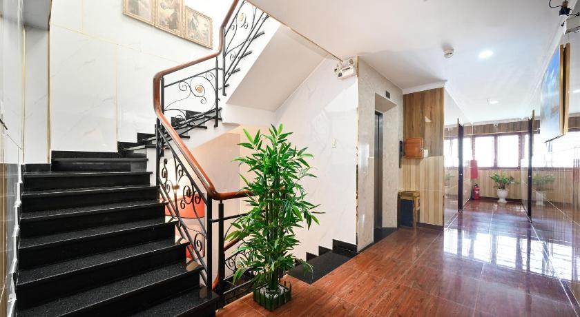 호치민 리 리 호텔 (Ly Ly Hotel) 3성급 호텔 레스토랑