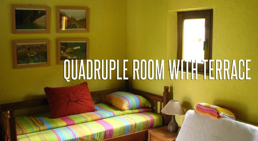 Immagine di Camera Quadrupla con Terrazza (Quadruple Room with Terrace) 0