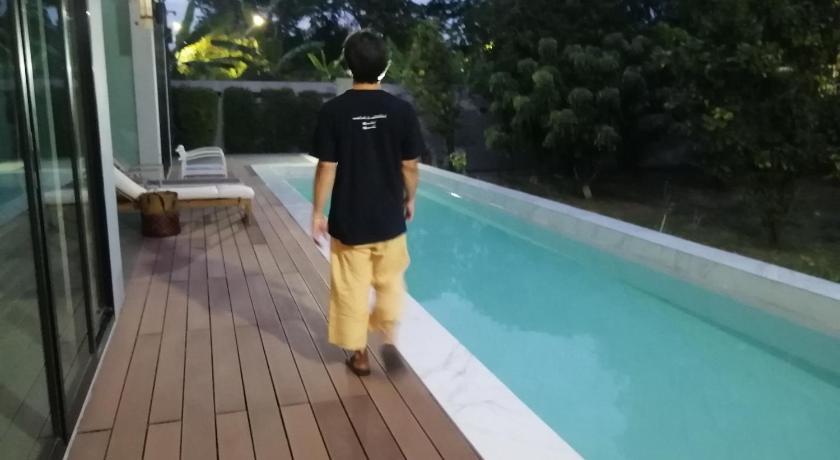 AP HOUSE