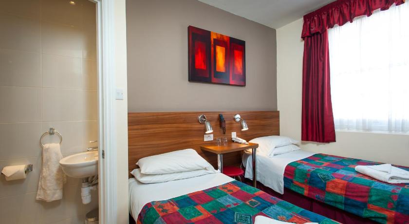 Immagine di Camera Doppia con Letti Separati (Twin Room) 7