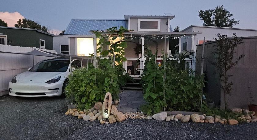 ベーンベリー R & R's Modern Retreat 4つ星 宿泊施設 客室