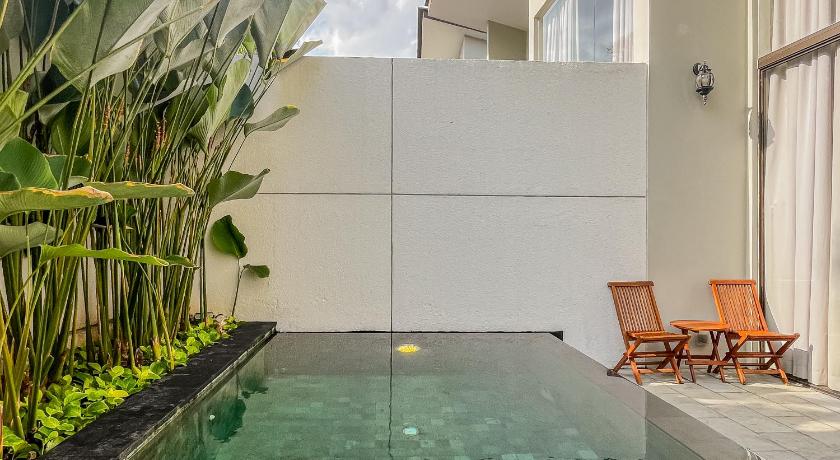 Kayumas Seminyak Resort - image 36