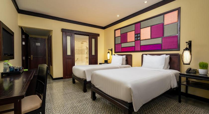 Image of Deluxe Twin Room, Garden/City View, Balcony 1