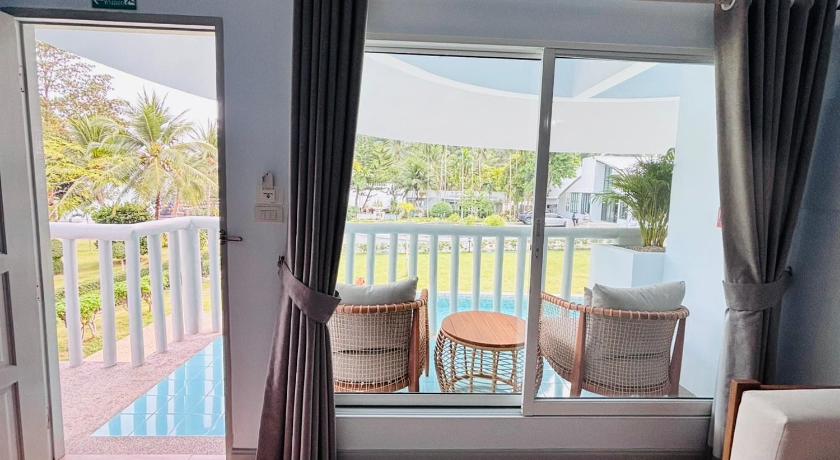 Image of Deluxe Room Double 6