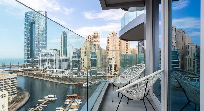 Full of Light Studio Dubai Marina by Simply Comfor - main image