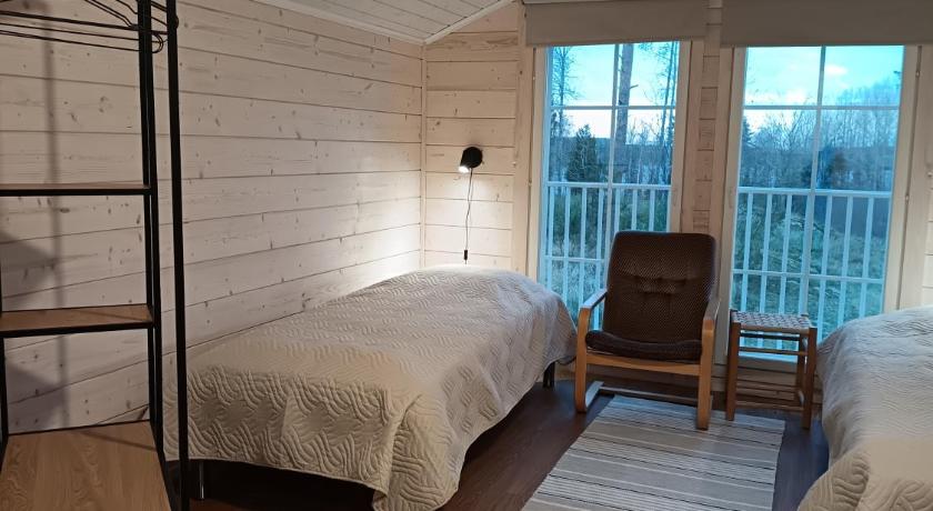 拉彭蘭塔 Makelan Lomatuvat Cottages 3星级 民宿 泳池