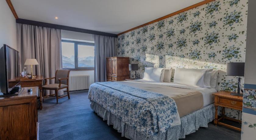 Image of Double Room with Mountain View 0
