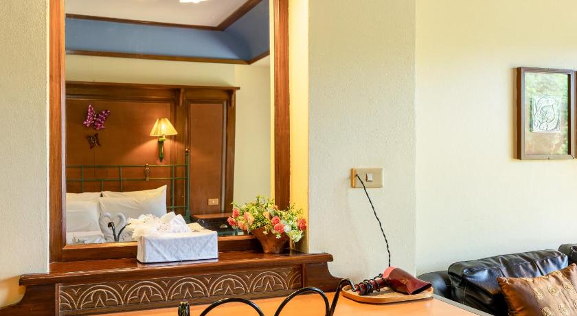 Image of Deluxe Premier Double Room 7