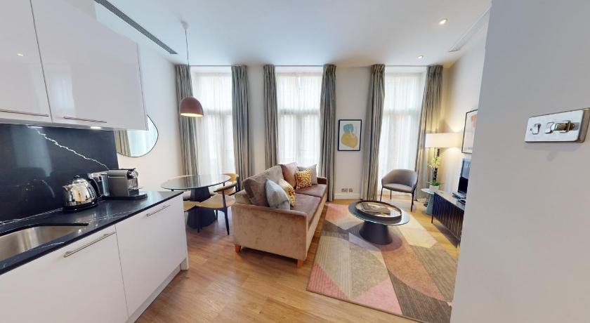 Cheval Harrington Court Apartments - image 8