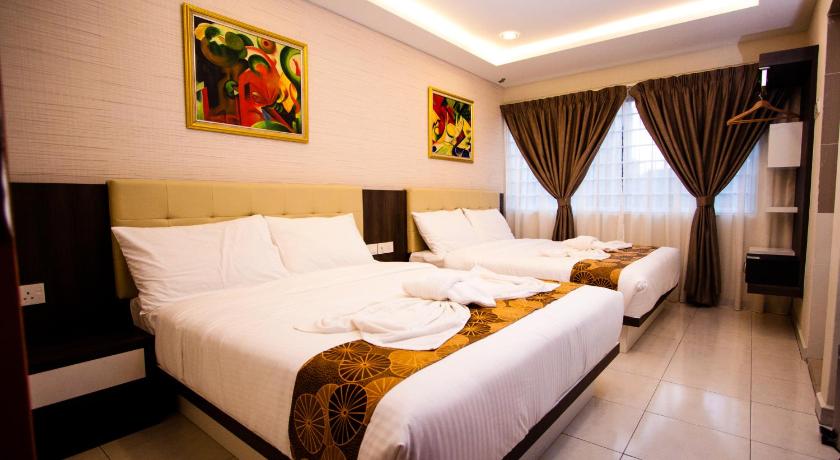 Louis Hotel photo