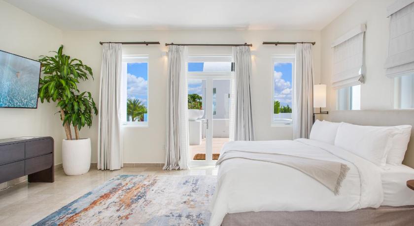 Image of Five Bedroom Estate Home 0