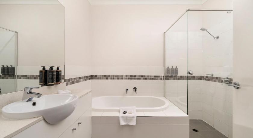 Imagen de 3 Bedroom Apartment 3 Queen Beds 2