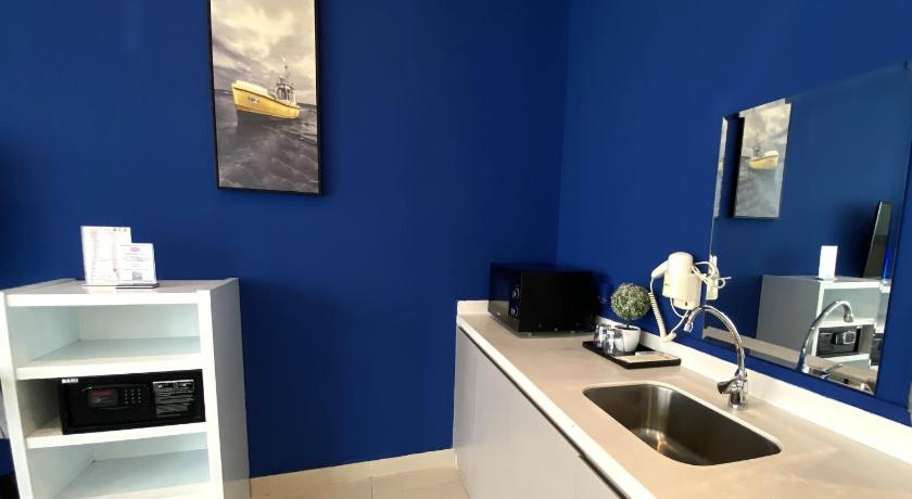 Image of Premium King Studio 1