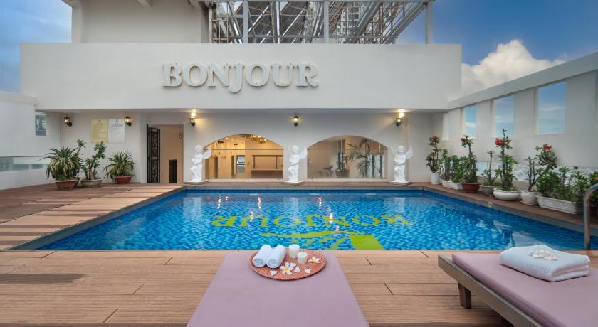 Bonjour Nha Trang Hotel - image 15
