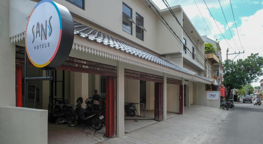 Sans Hotel Beskalan Malioboro