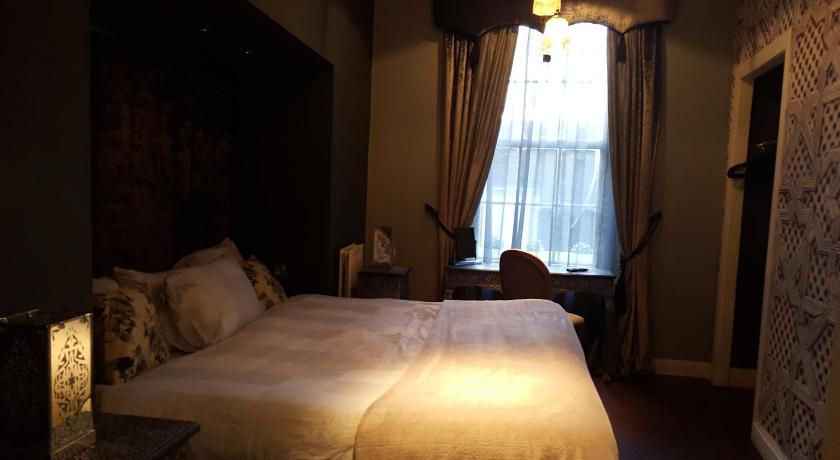 Image of Three-Bedroom Apartment 5