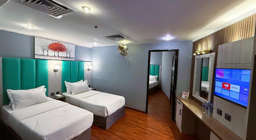 Image of Family Suite 6
