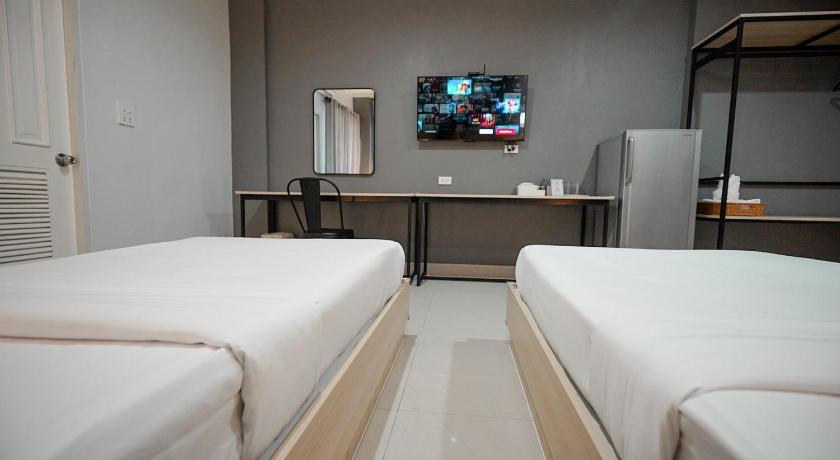 Image of Deluxe - 2 Beds 12