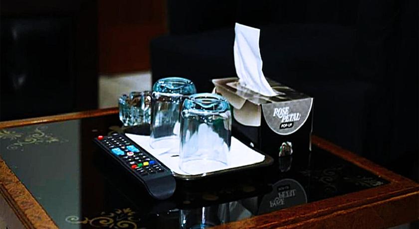 Sigma Lounge – Islamabad, OH