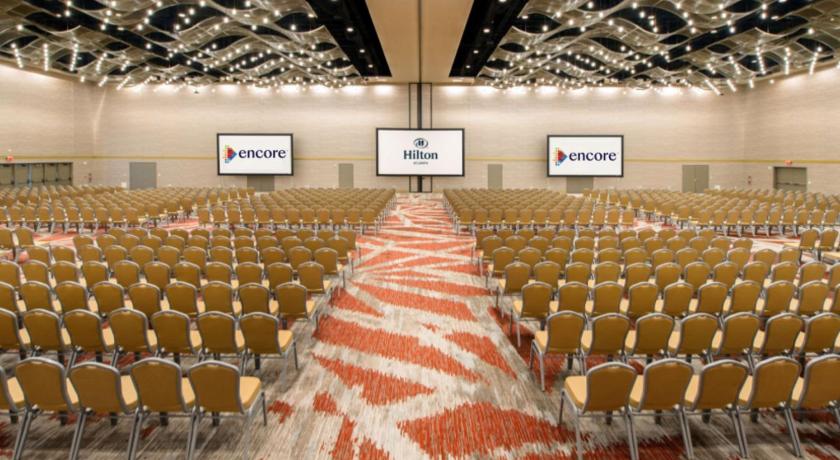 애틀랜타 (GA) 힐튼 애틀랜타 (Hilton Atlanta) 4성급 호텔 스위트룸